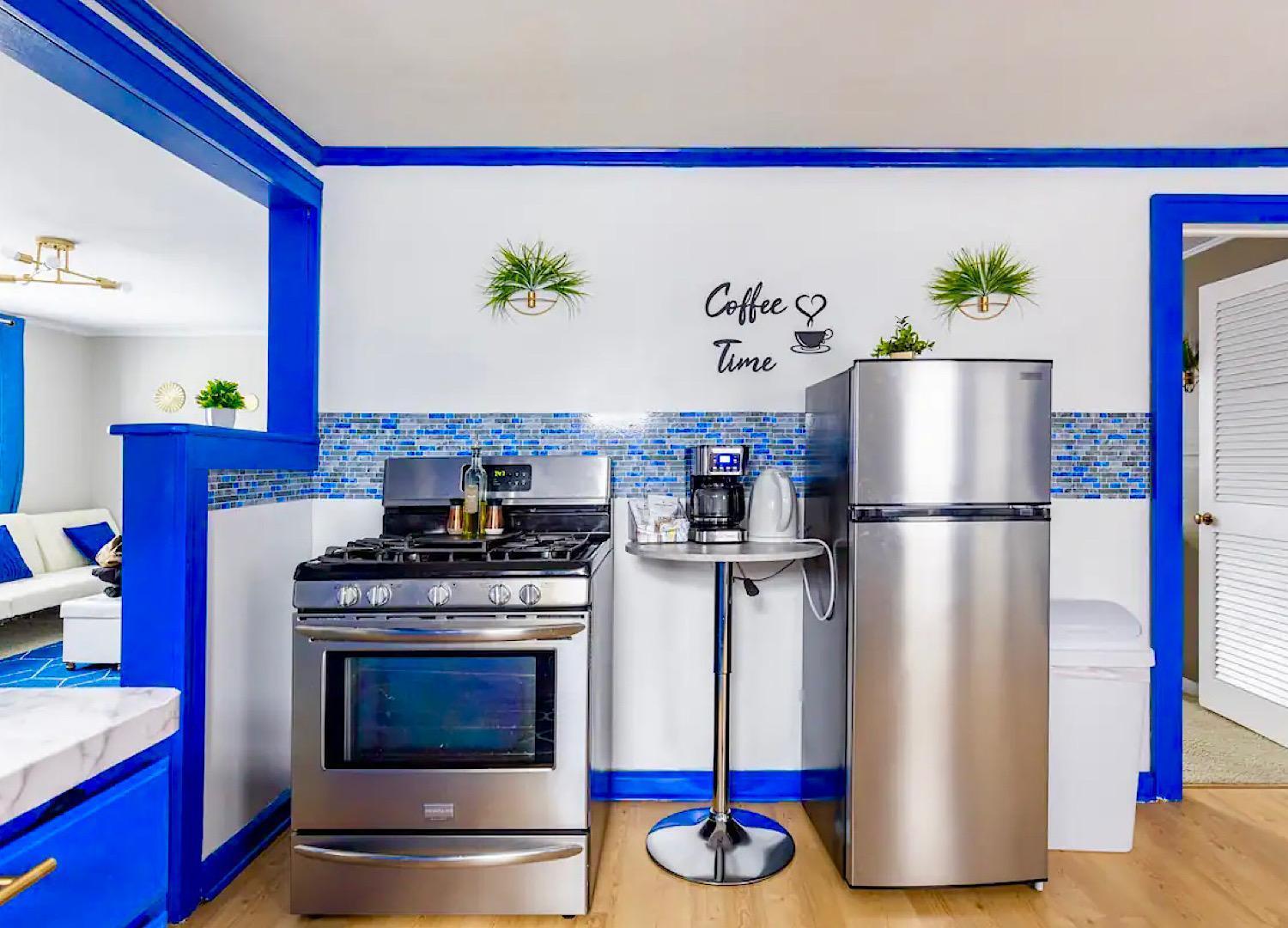 The Sapphire Haven - Your Old Brooklyn Oasis Awaits Families, Couples, Business Travelers Near Downtown With Parking, 300 Mb Wifi & Self Check-In Cleveland Luaran gambar