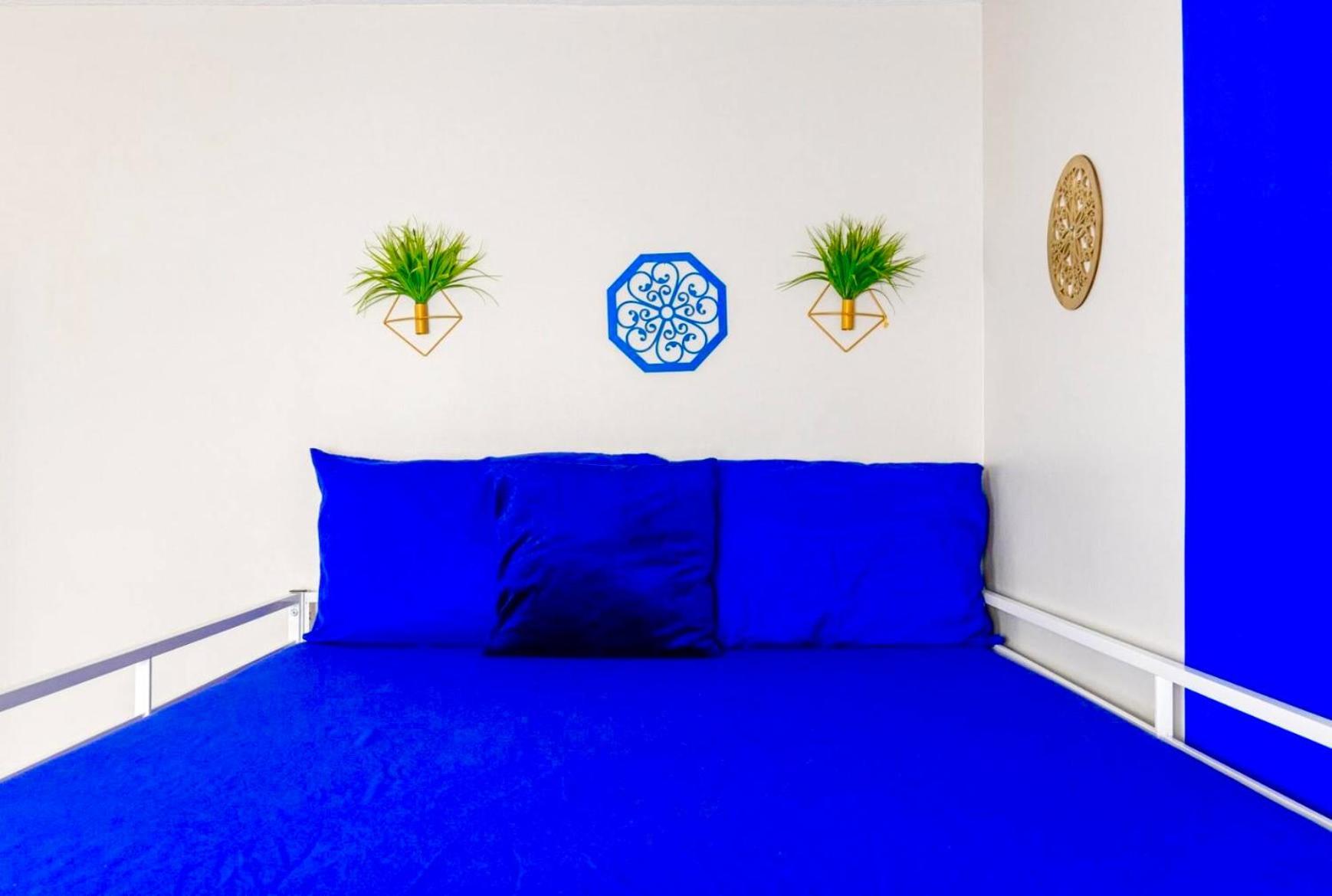 The Sapphire Haven - Your Old Brooklyn Oasis Awaits Families, Couples, Business Travelers Near Downtown With Parking, 300 Mb Wifi & Self Check-In Cleveland Luaran gambar