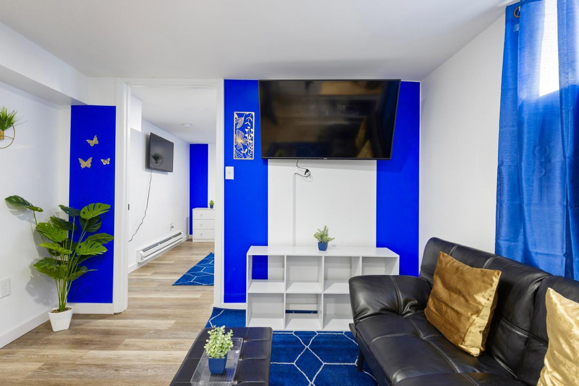 The Sapphire Haven - Your Old Brooklyn Oasis Awaits Families, Couples, Business Travelers Near Downtown With Parking, 300 Mb Wifi & Self Check-In Cleveland Luaran gambar