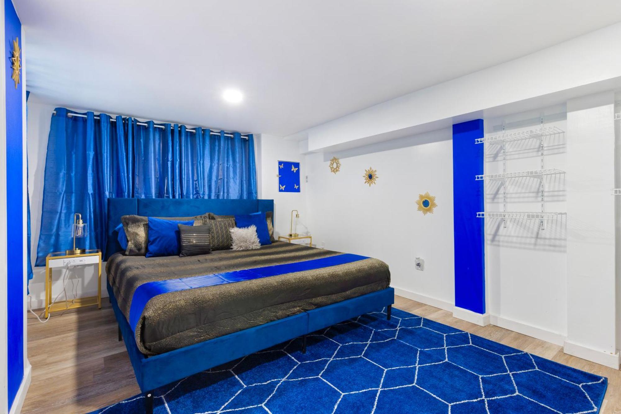 The Sapphire Haven - Your Old Brooklyn Oasis Awaits Families, Couples, Business Travelers Near Downtown With Parking, 300 Mb Wifi & Self Check-In Cleveland Luaran gambar